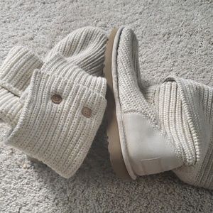 UGGS